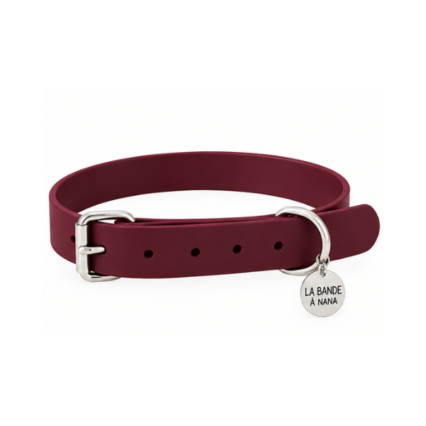 Le collier bordeau